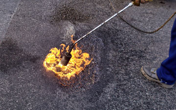 Eighton Banks flat roofing repairs