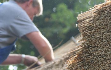 professional Eighton Banks thatchers